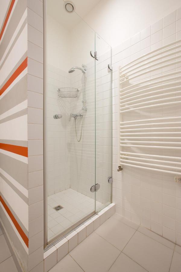 Elegant Apartment With Free Garage In The Center Of Prague Ngoại thất bức ảnh